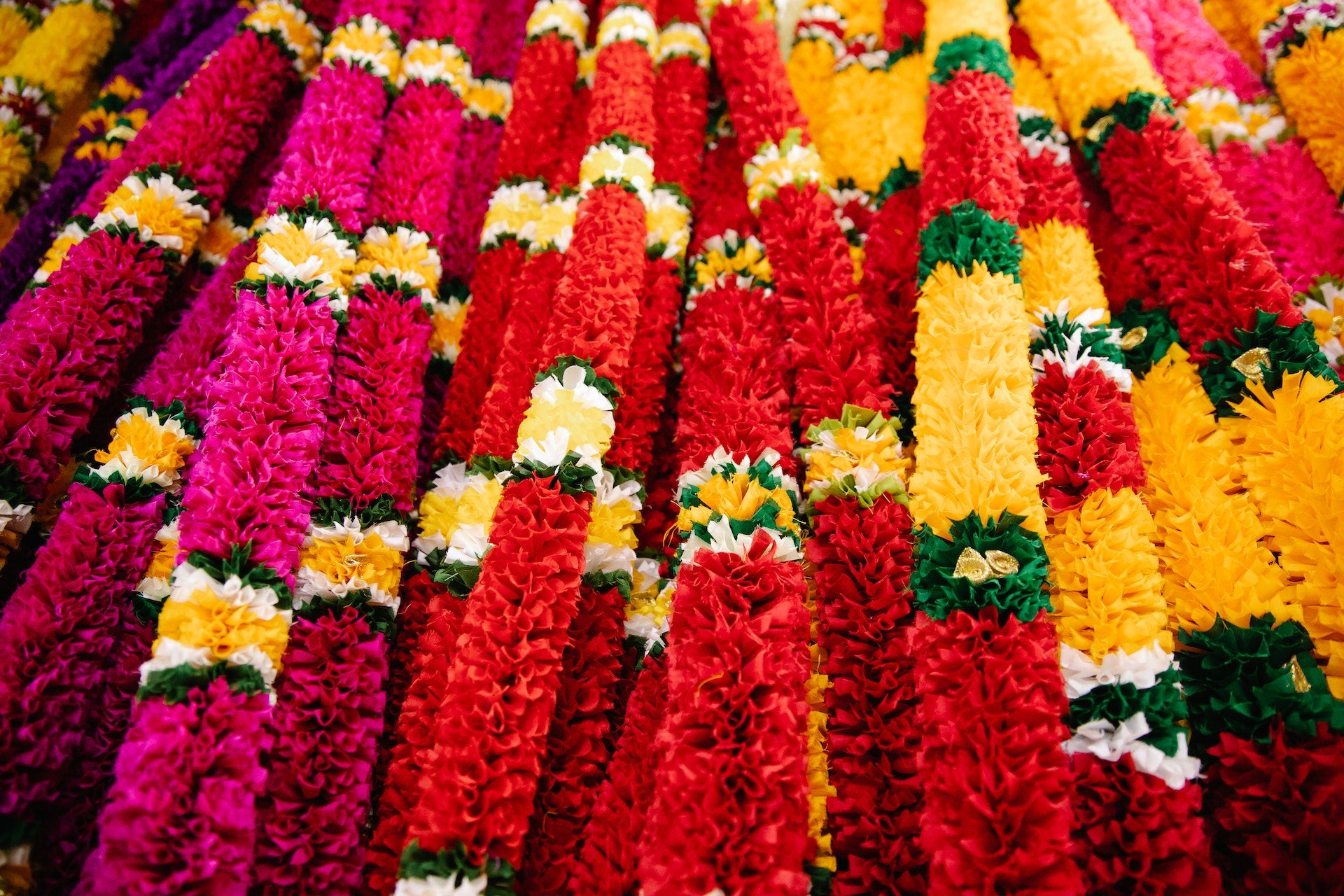 Varamala in Indian weddings