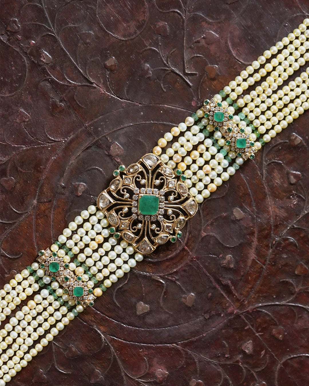 Nehir Choker Necklace