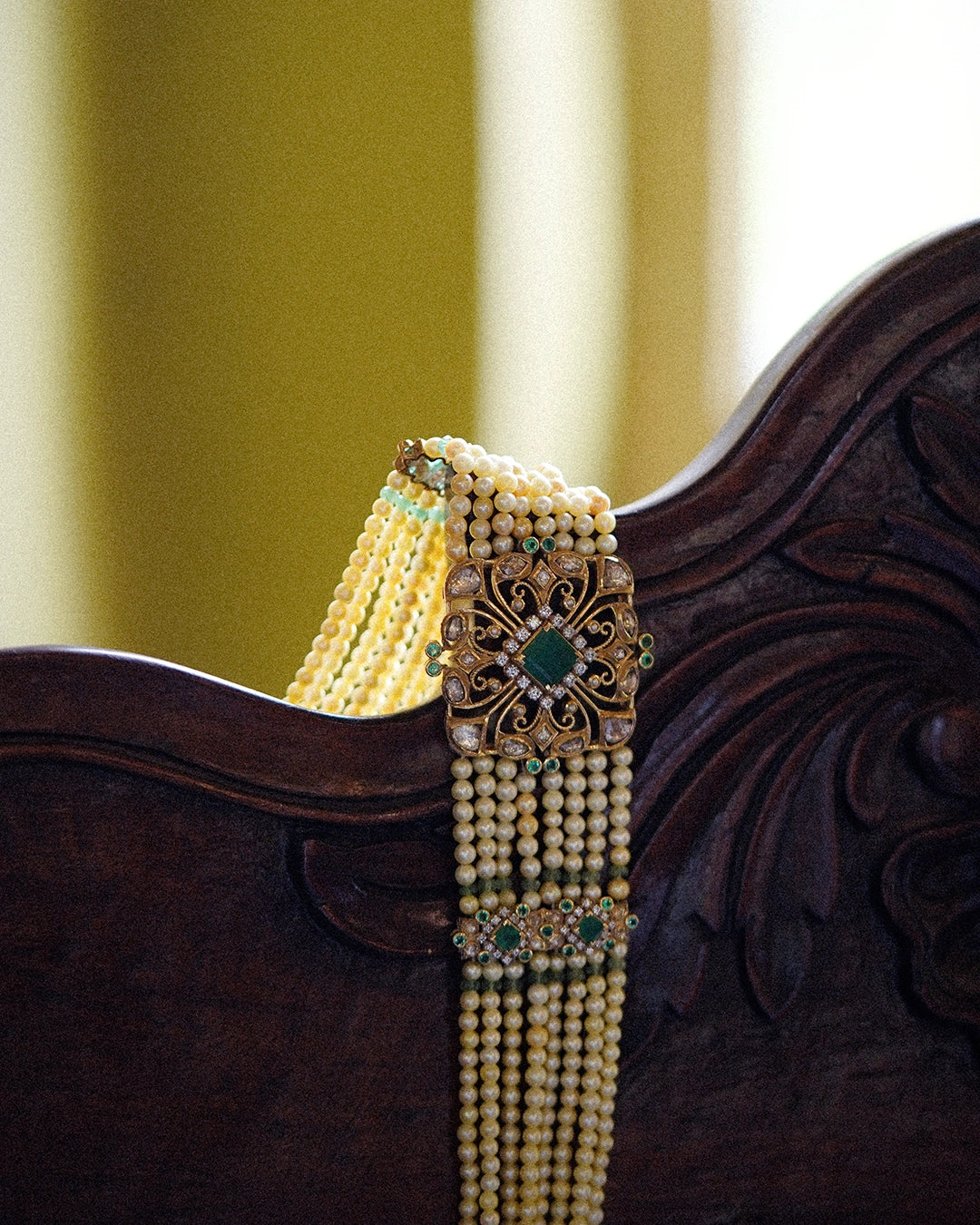 Nehir Choker Necklace