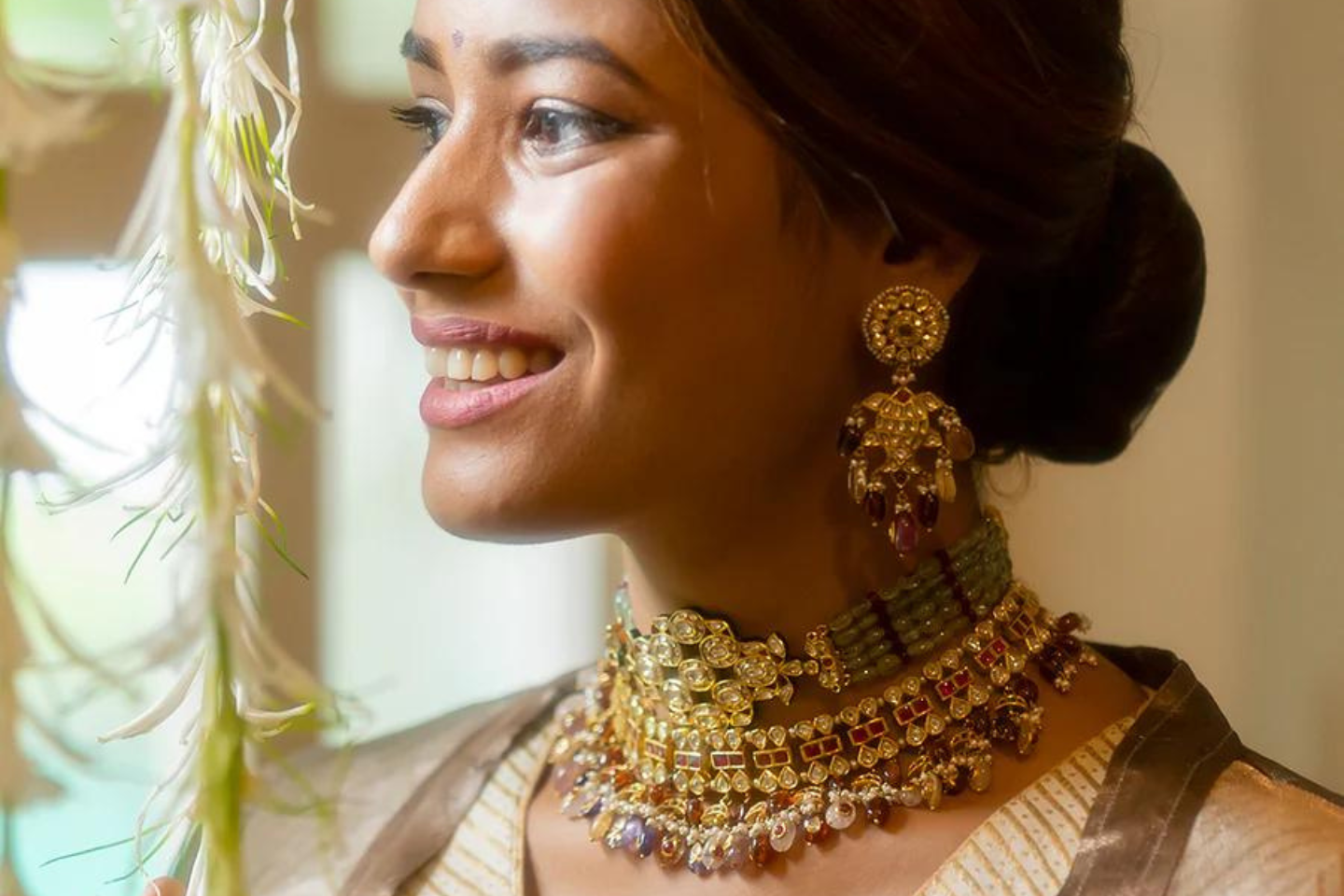 how to layer choker necklaces