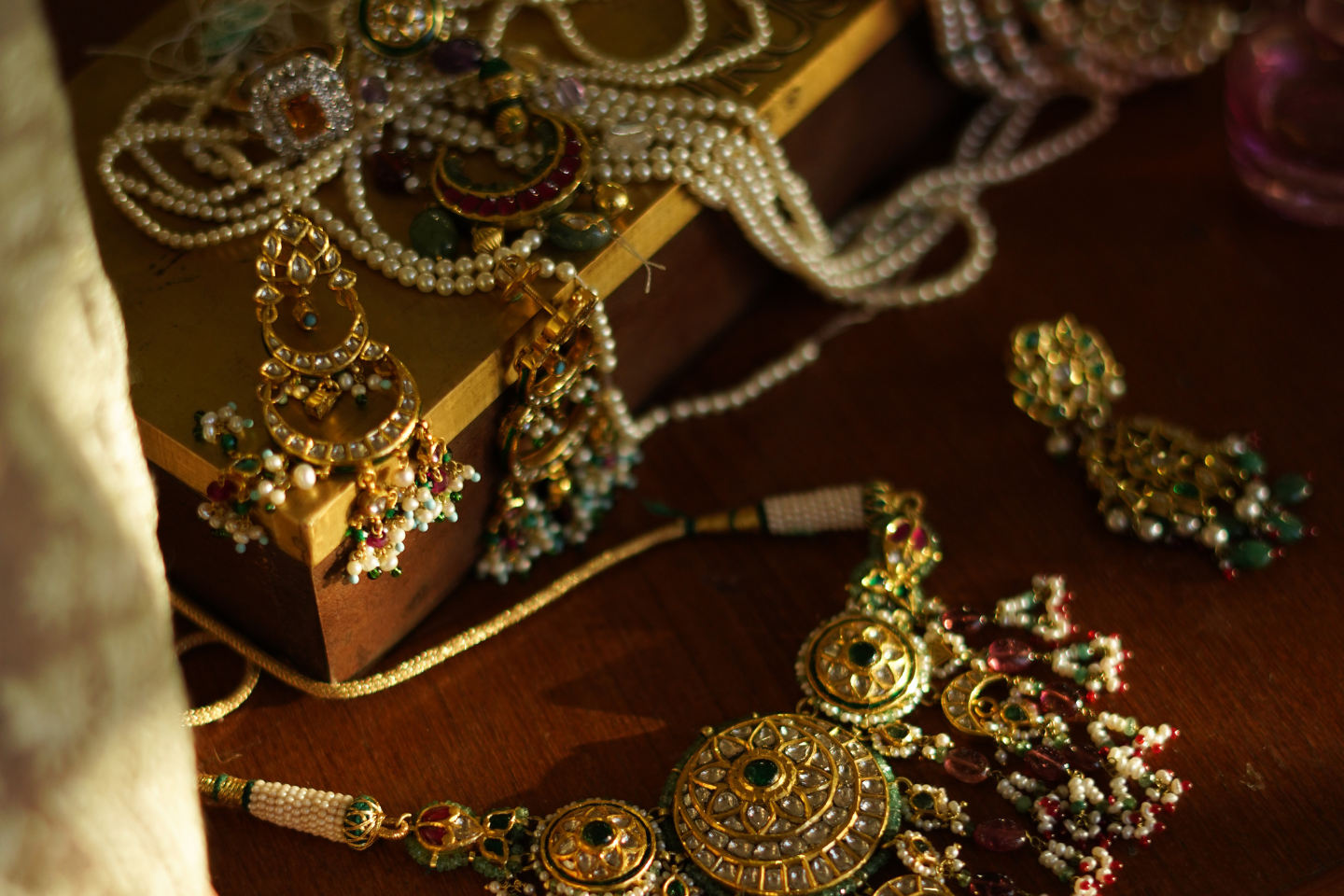 Your Ultimate Guide To Collecting Fine Jewelry – Timeless Indian Jewelry