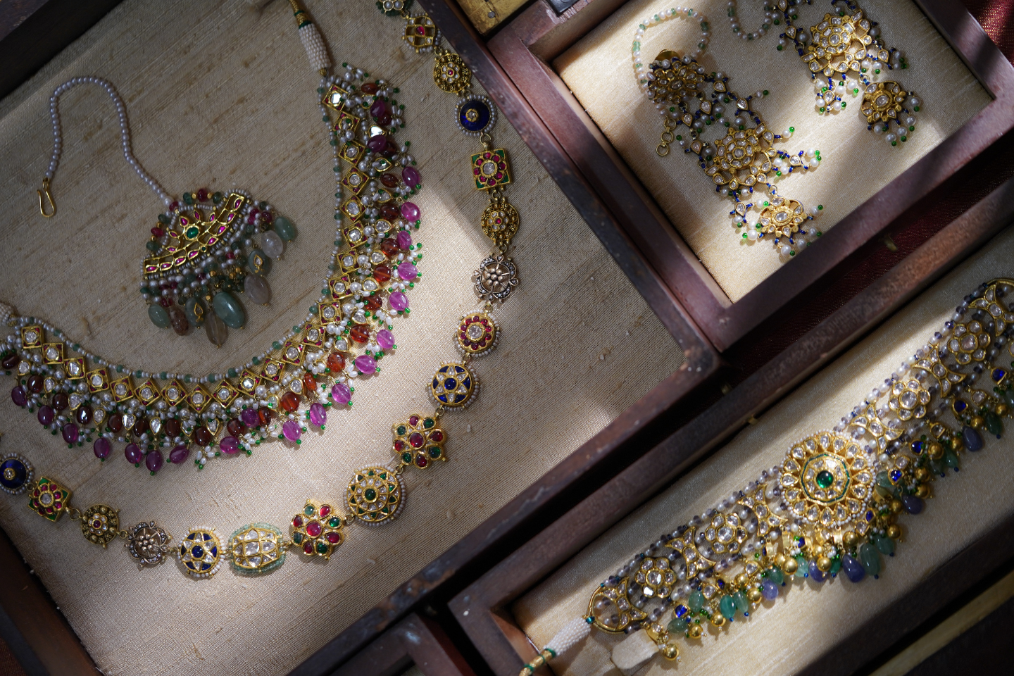 Why Your Collection Needs Handcrafted Indian Fine Jewelry