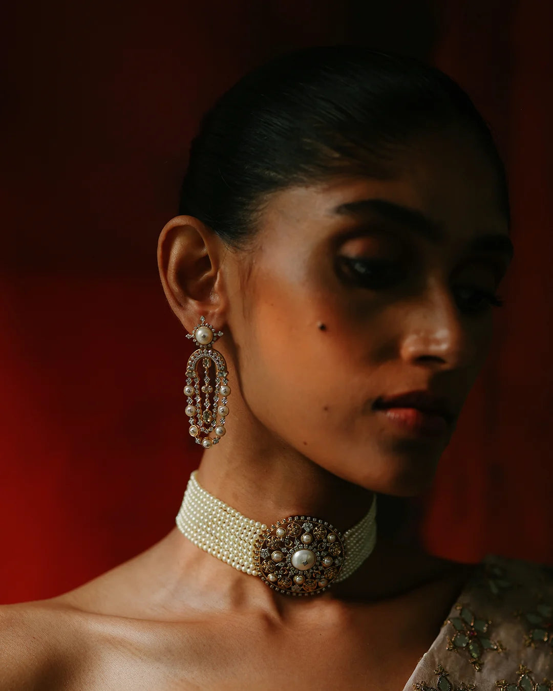 Izna Earrings
