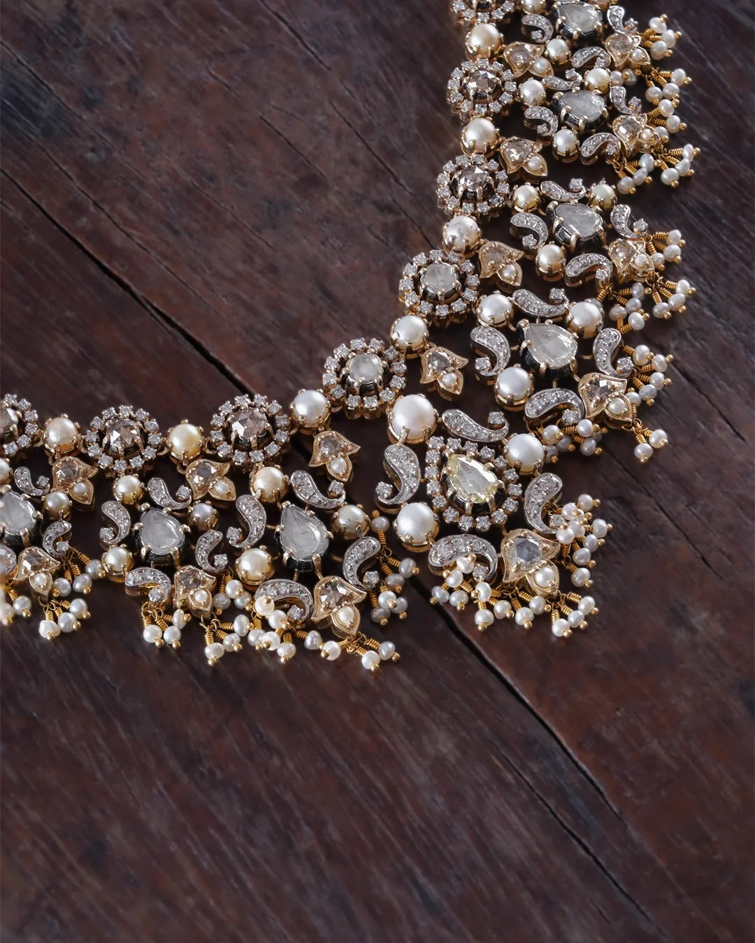 Saanjh diamond and pearl necklace with rose cut diamonds