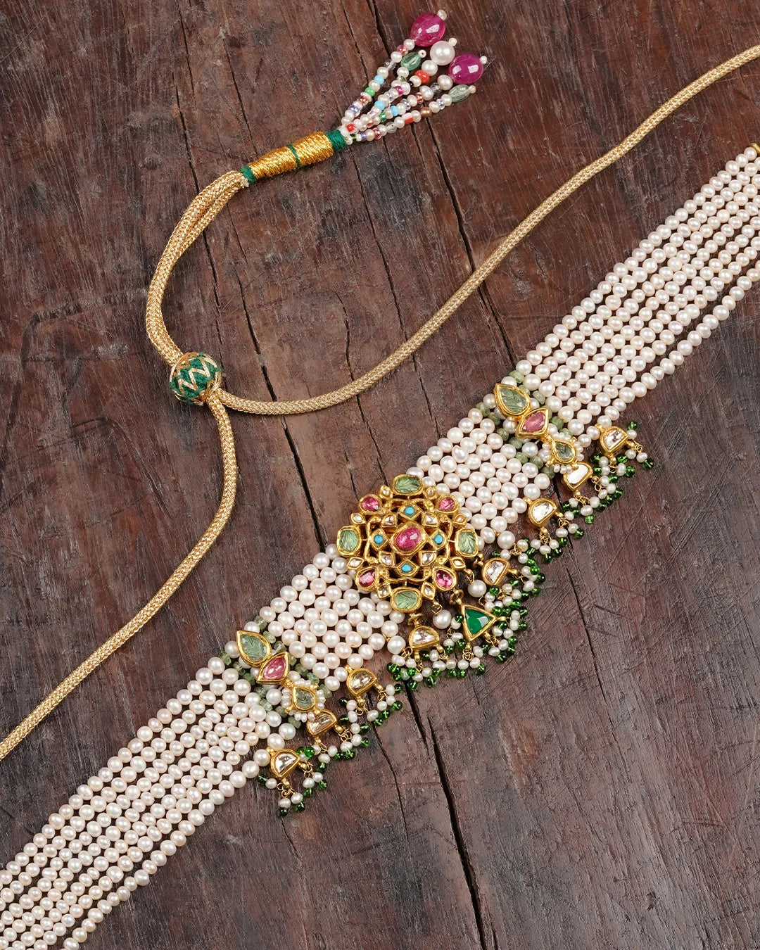 Tarini Mini Choker
