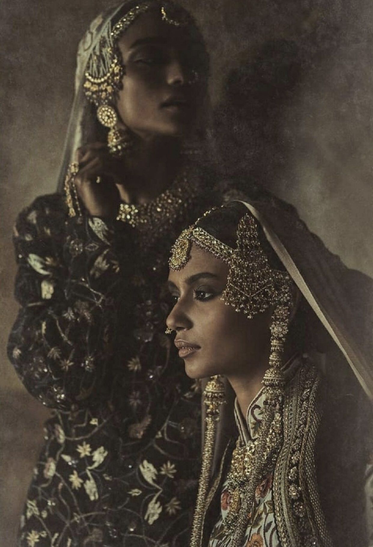 brides in indian wedding jewelry