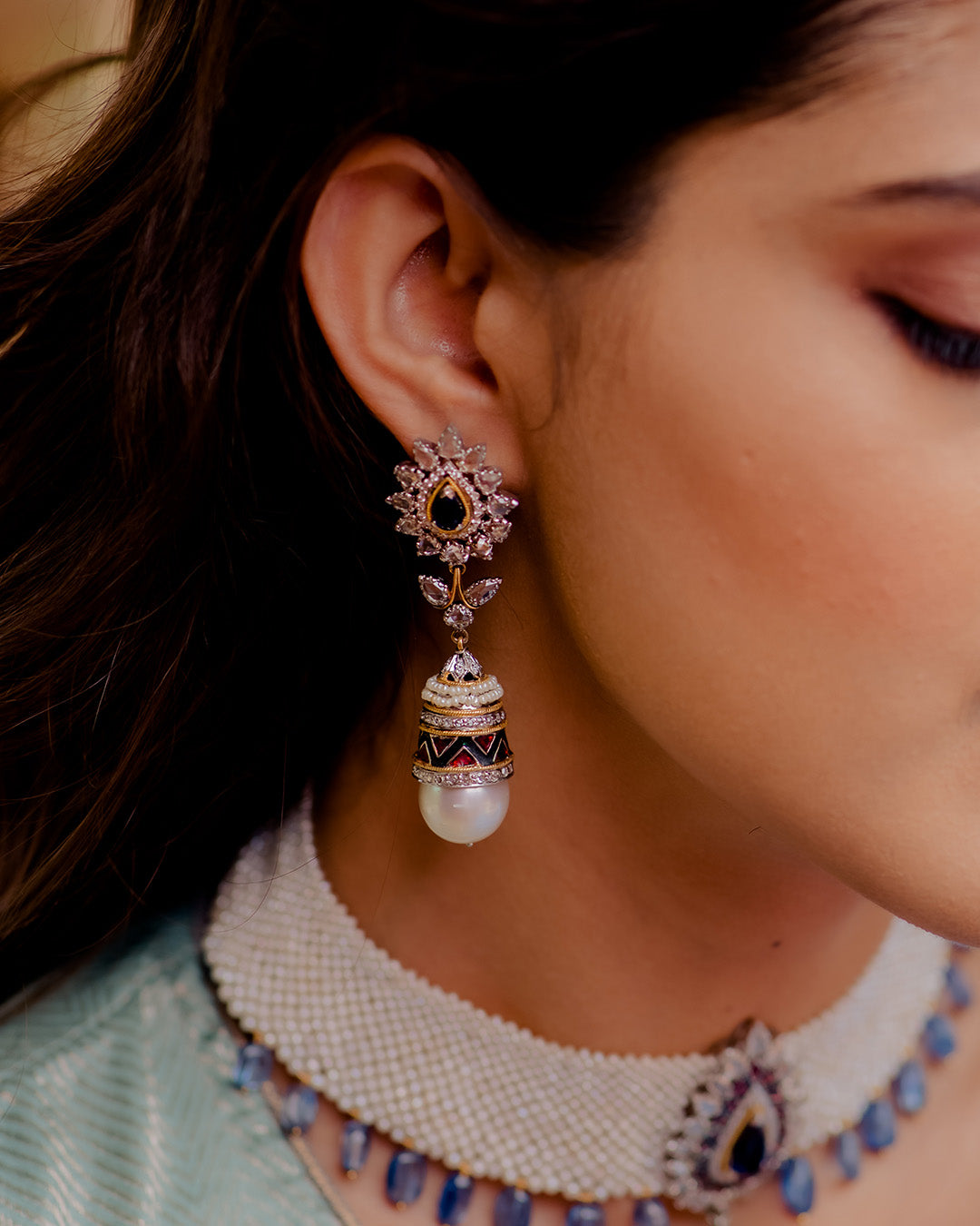 Naina Pearl Earrings
